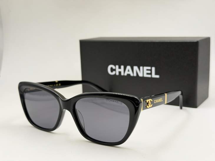 Picture of Chanel Sunglasses _SKUfw80235810fw